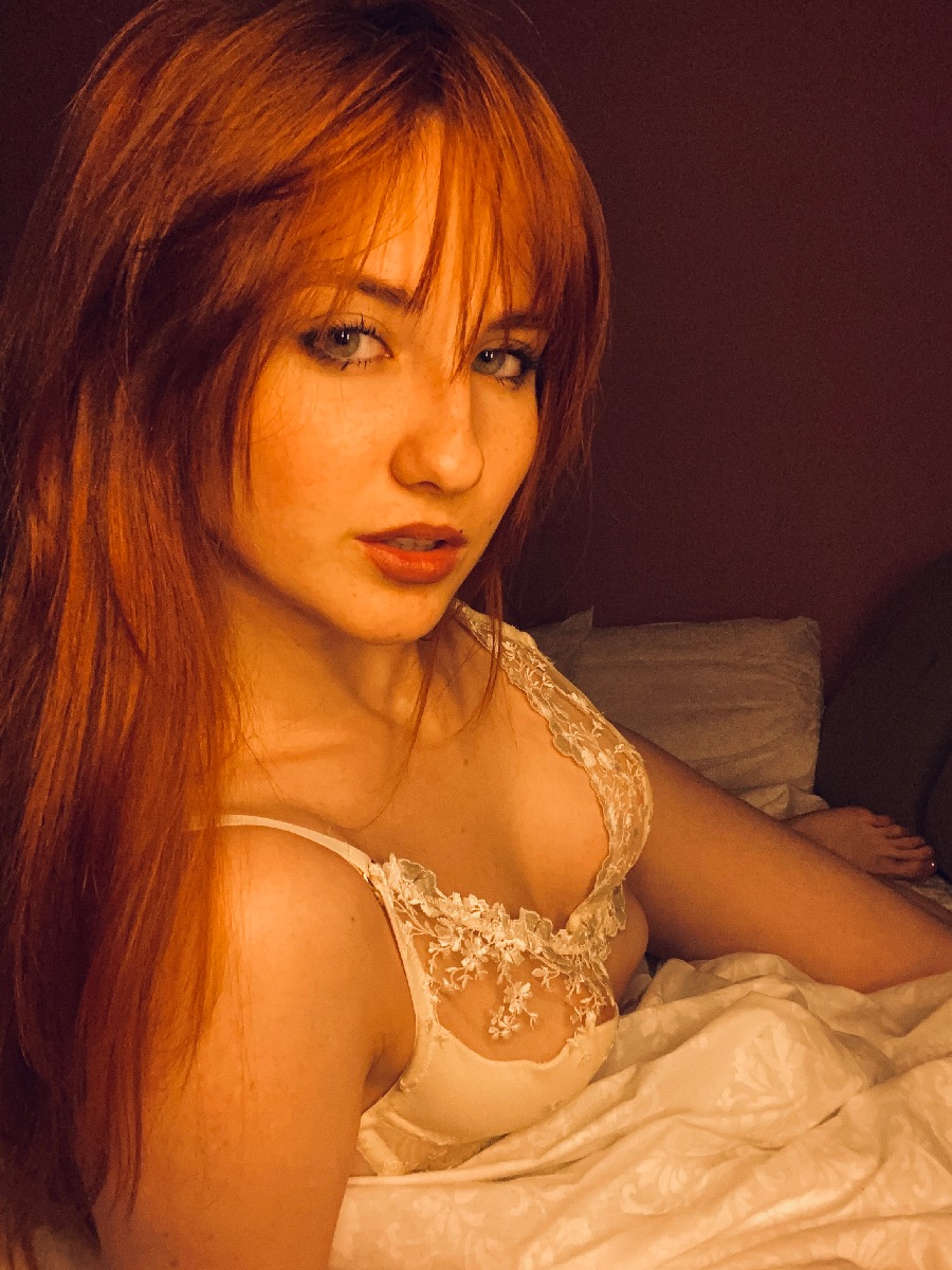 A playful frame from Nata — online in Tirana